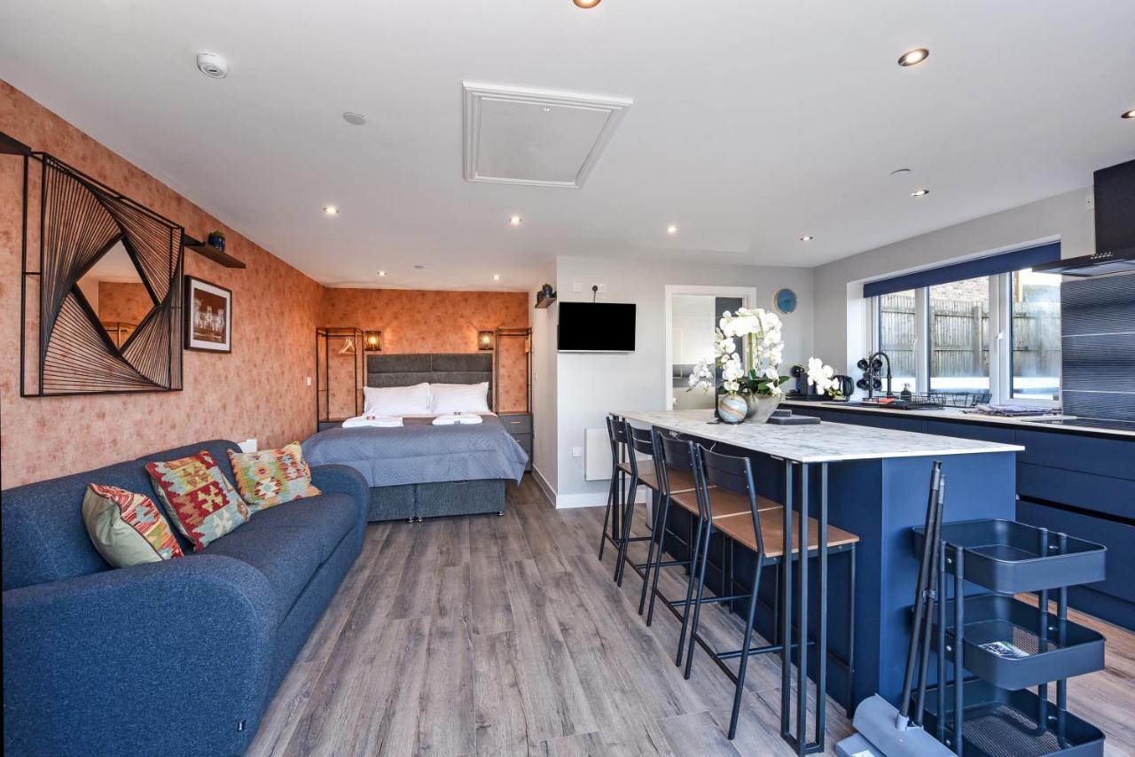 La Cantera Merthyr Tydfil Extérieur photo
